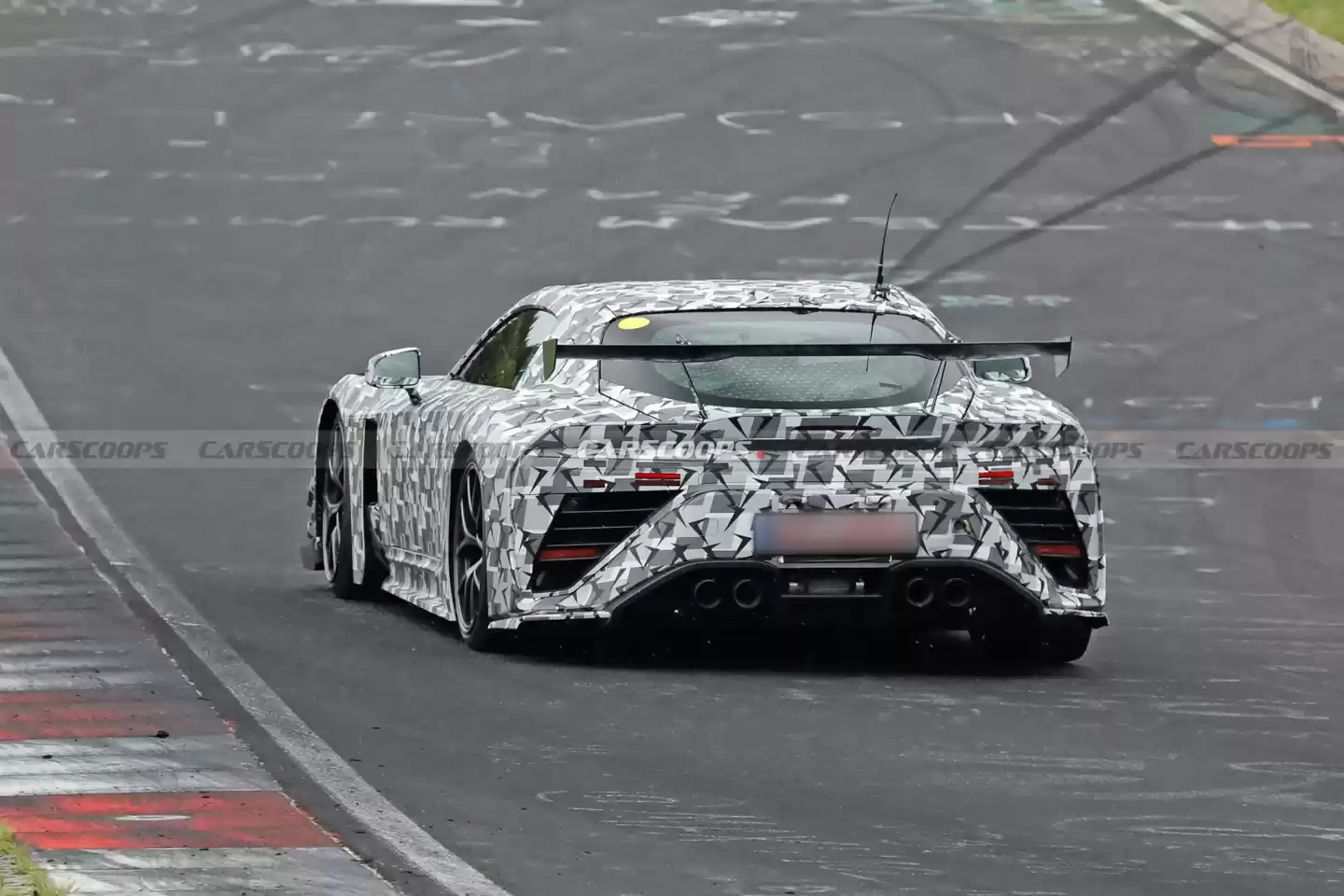 雷克萨斯 LFR 超跑纽北测试图曝光:3 种空气动力套件,V8 混动预估 900 马力