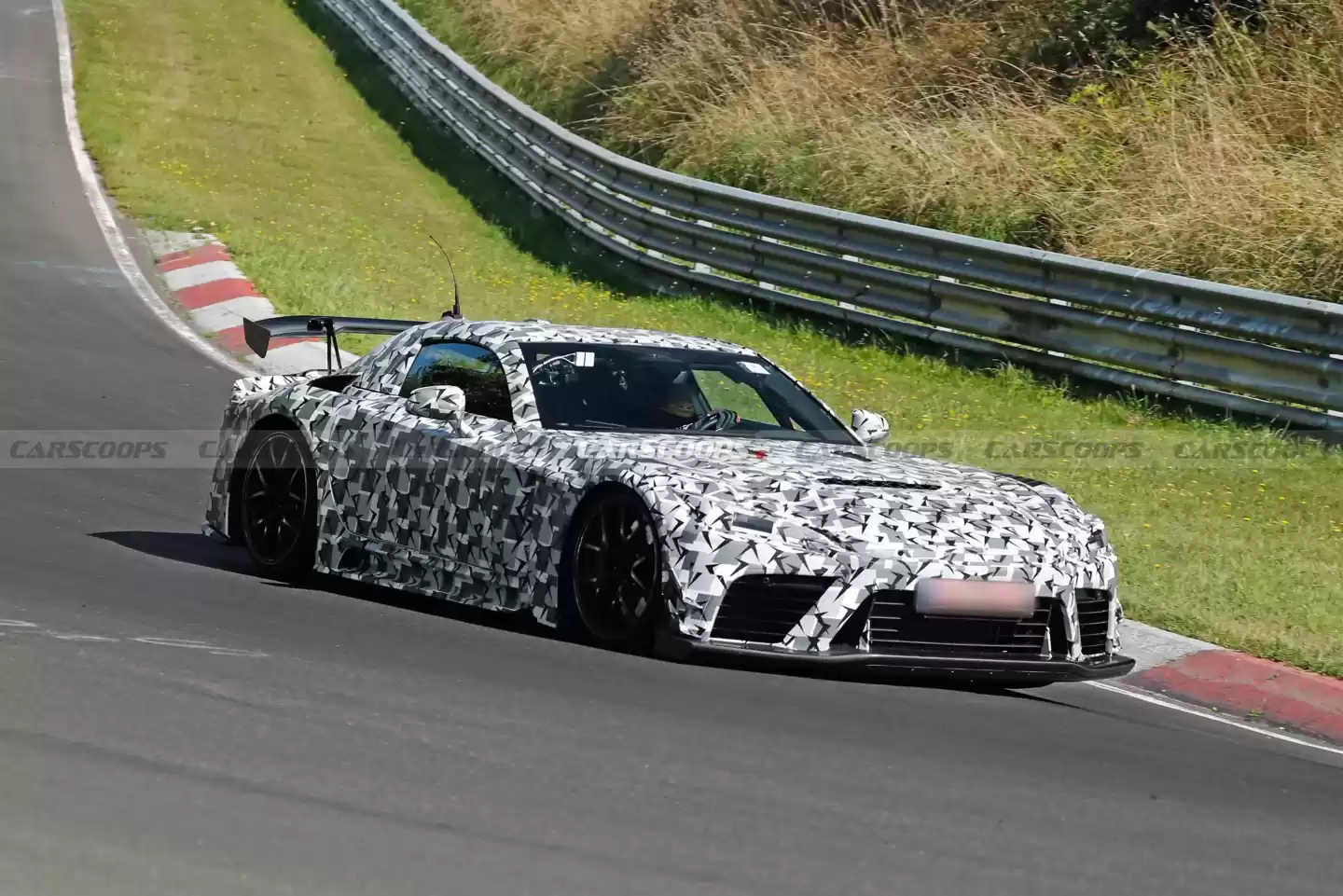 雷克萨斯 LFR 超跑纽北测试图曝光:3 种空气动力套件,V8 混动预估 900 马力