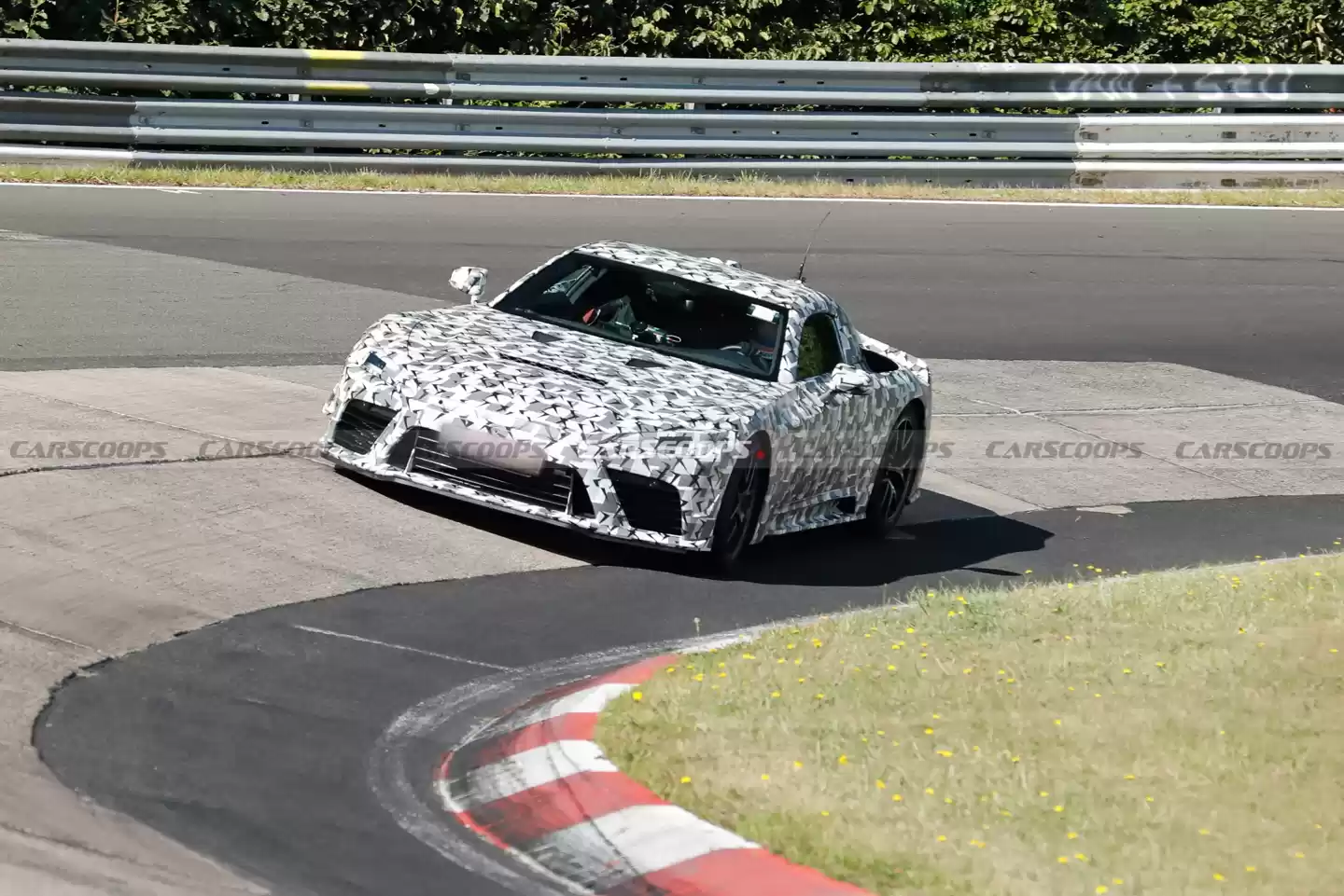 雷克萨斯 LFR 超跑纽北测试图曝光:3 种空气动力套件,V8 混动预估 900 马力