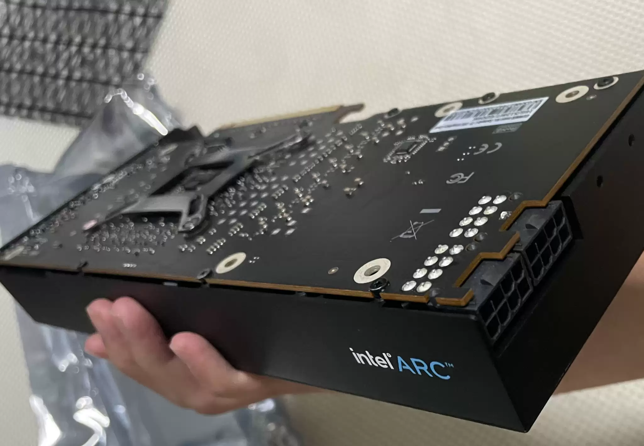 448EU + 16GB 显存,蓝戟英特尔锐炫 Arc A760A / A750 16GB 样卡现身