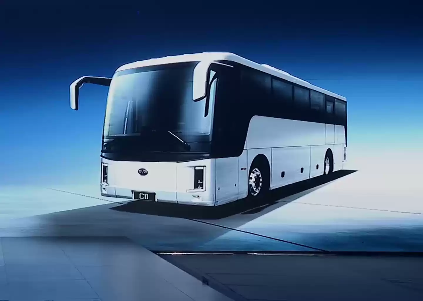 比亚迪发布 e-Bus 平台 3.0：首创全域 1000V 架构，客车也有云辇-A