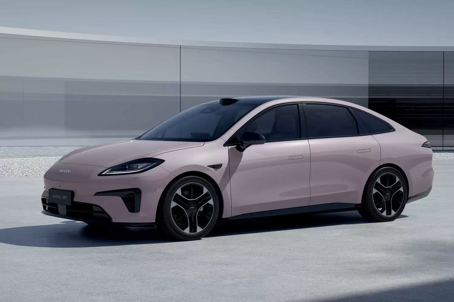 广汽埃安 AION RT 焕新款 9 月 22 日登场,同级唯一全系标配宁德电池