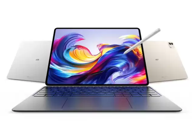 消息称荣耀 MagicPad3 Pro 平板端首发第五代骁龙 8 至尊版,13.3 英寸 LCD 超高刷大屏