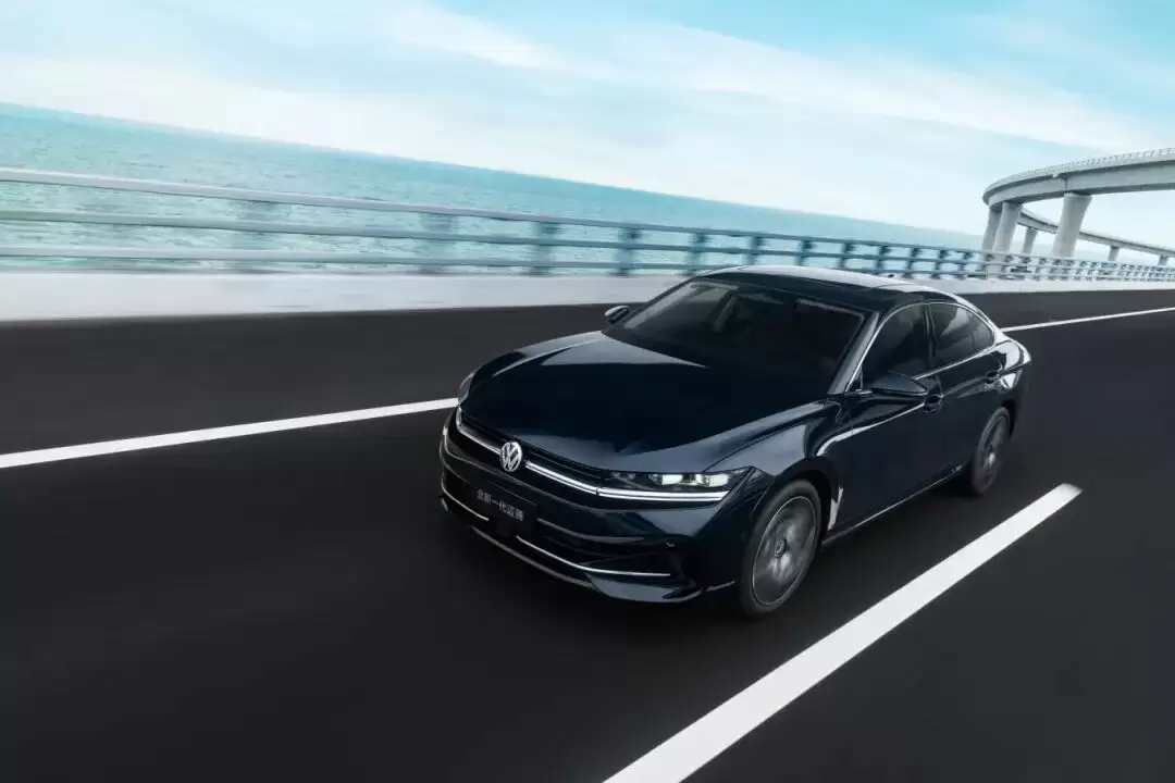 一汽-大众启动燃油车大规模 OTA:全新迈腾、高尔夫将支持语音交互、车载 KTV 等功能