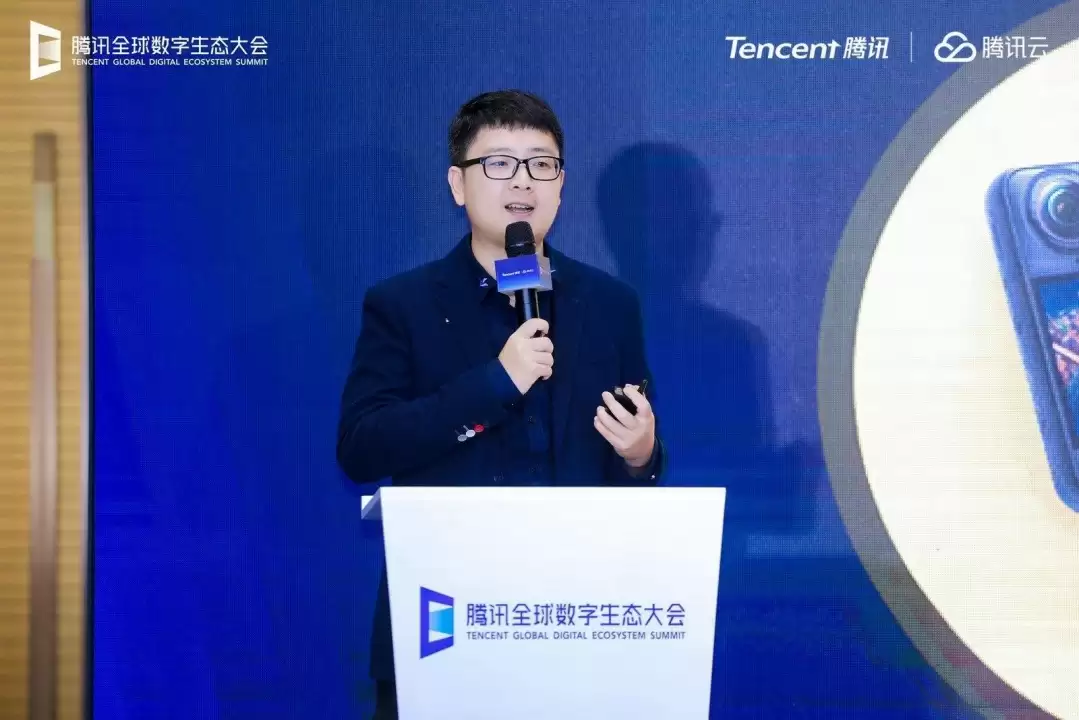 影石创新CSO袁跃