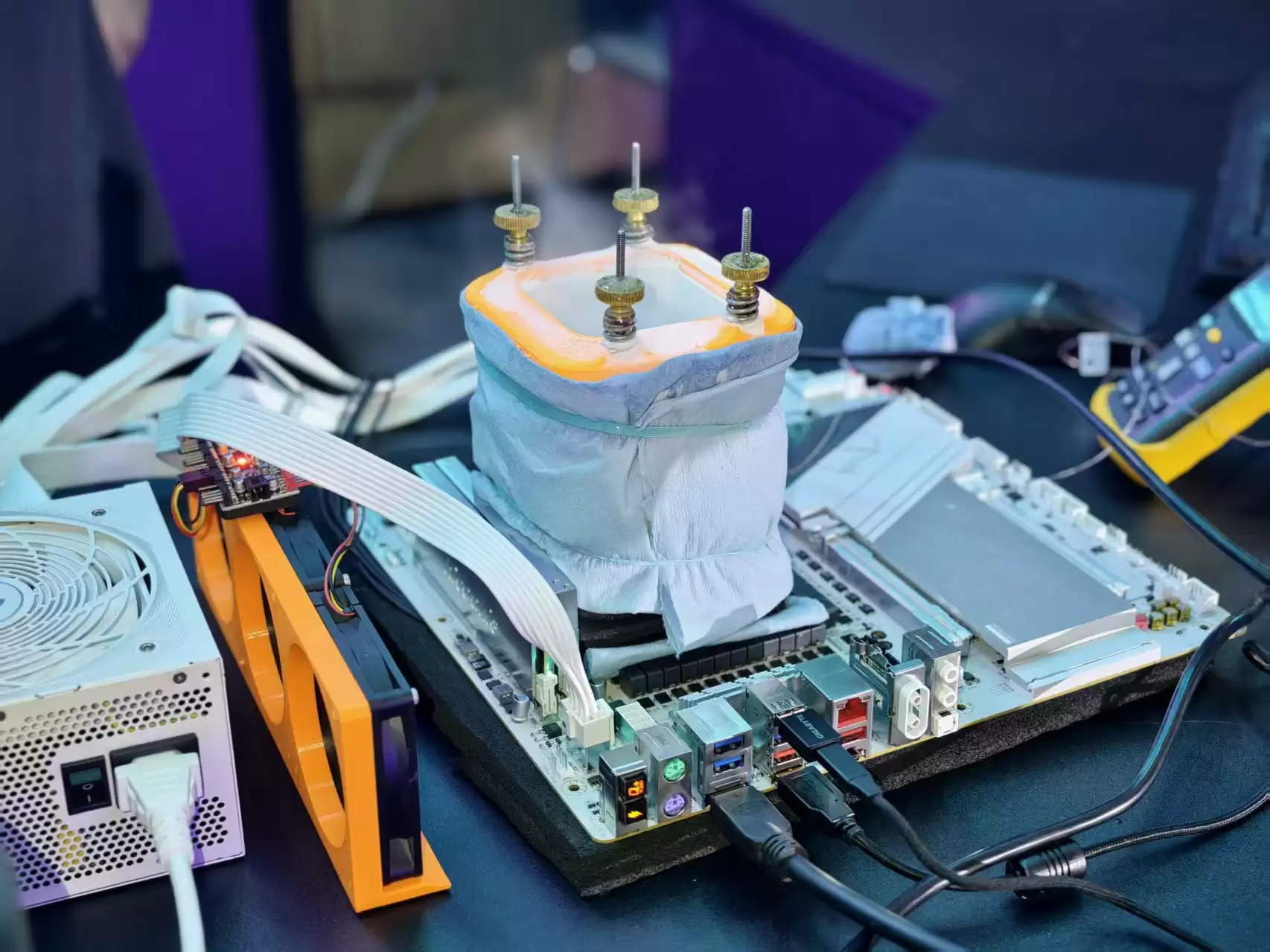 超频平台细节展示