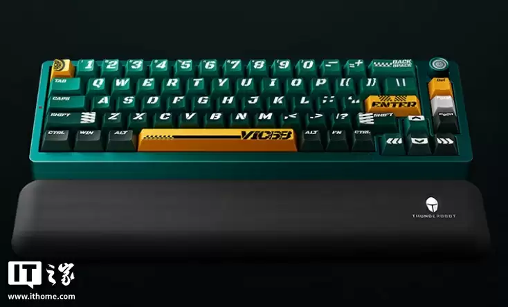 雷神推出 VIC68 Ultra 有线磁轴键盘：0.001mm RT 精度、TTC 万磁王 RGB 轴体，899 元