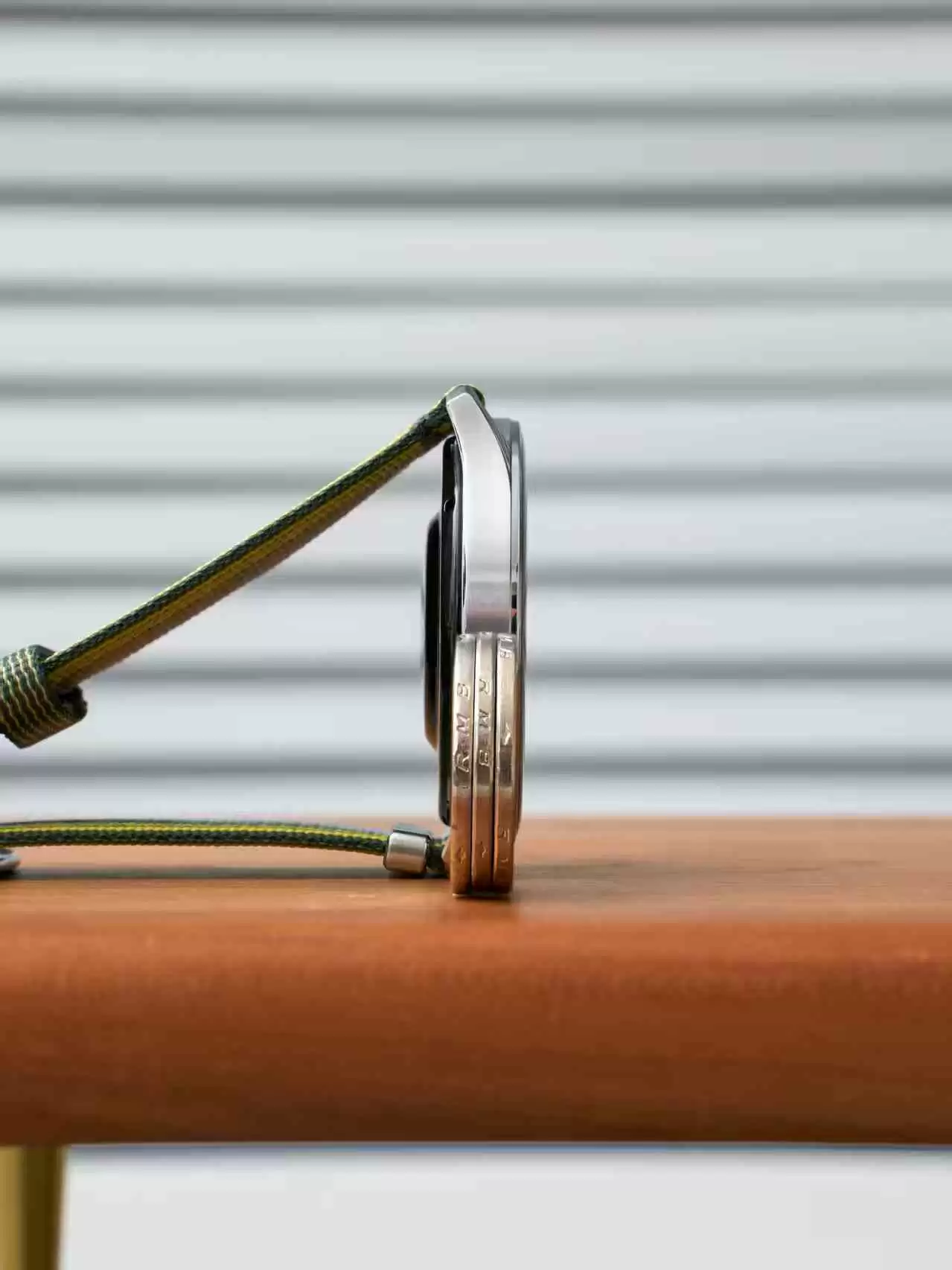 OPPO首款轻智能手表厚度曝光