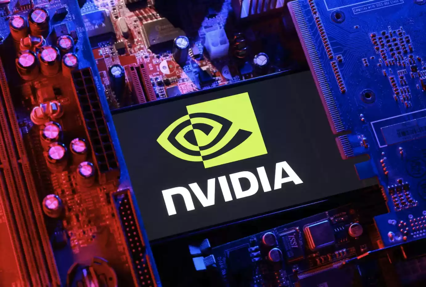 疑问重重：英伟达千亿美元押注