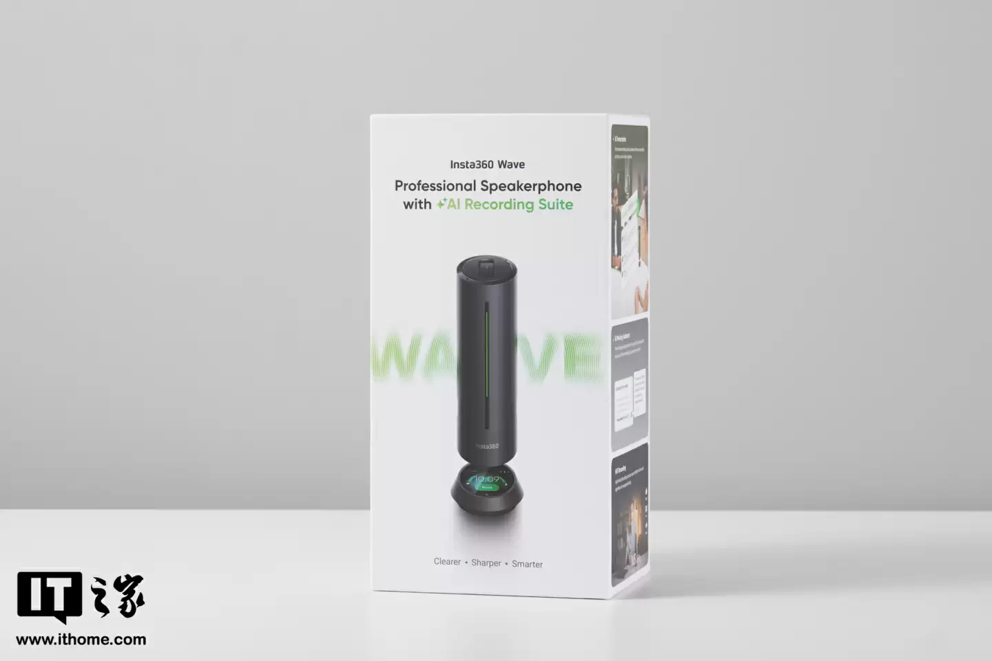 【IT之家开箱】影石首款 AI 录音全向麦克风 Insta360 Wave 图赏:“悬浮式”设计亮眼,底座配备隐藏式触屏