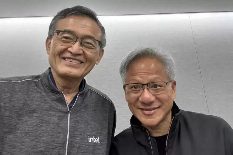 英伟达的抉择：与英特尔CPU直连，Grace