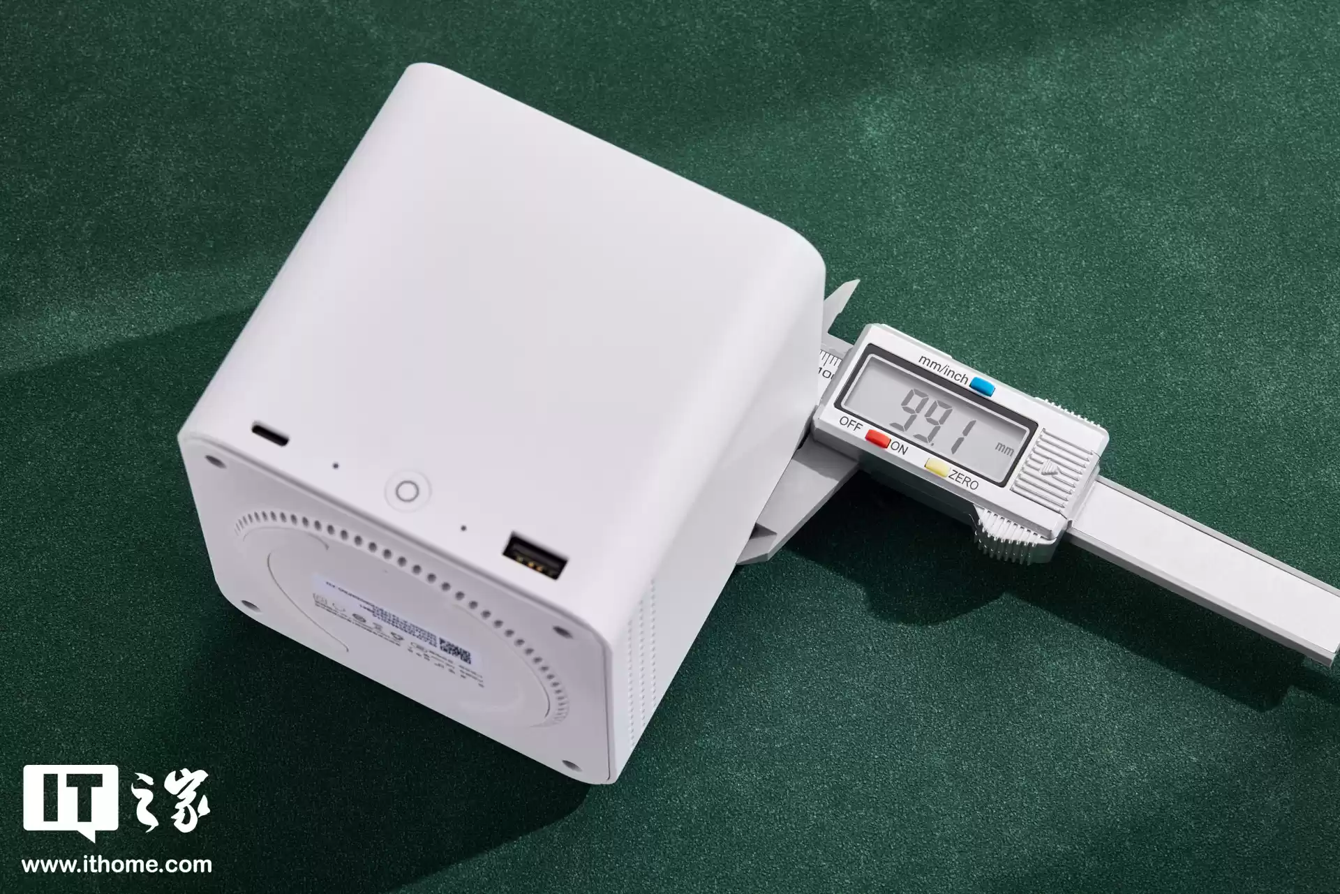 【IT之家评测室】千元六盘位全闪