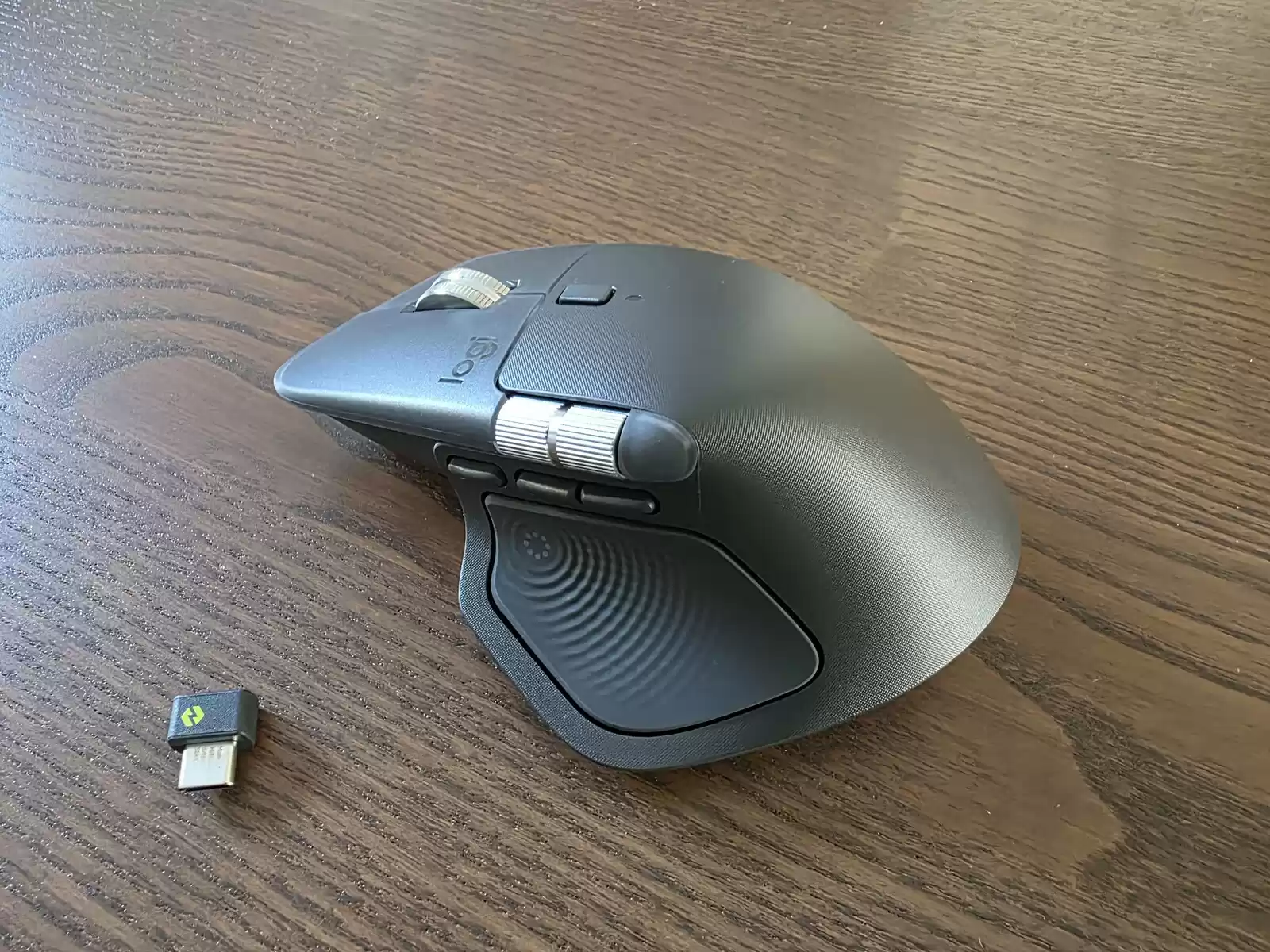 生产力利器:罗技MX Master 4