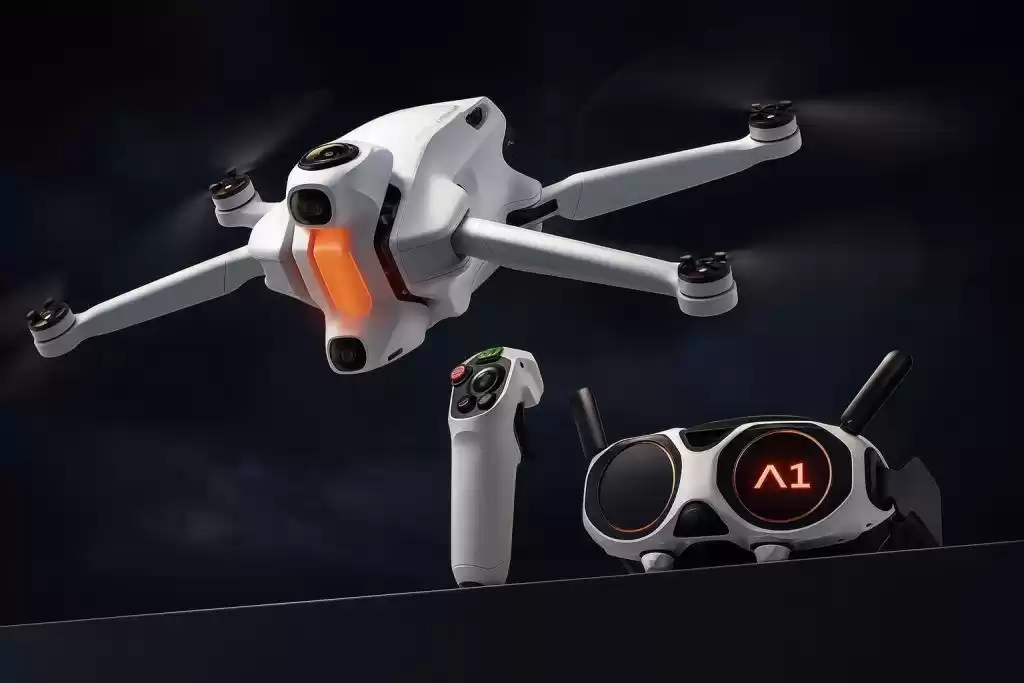 影石全景无人机产品