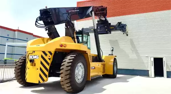 徐工XCS65K储能专用正面吊