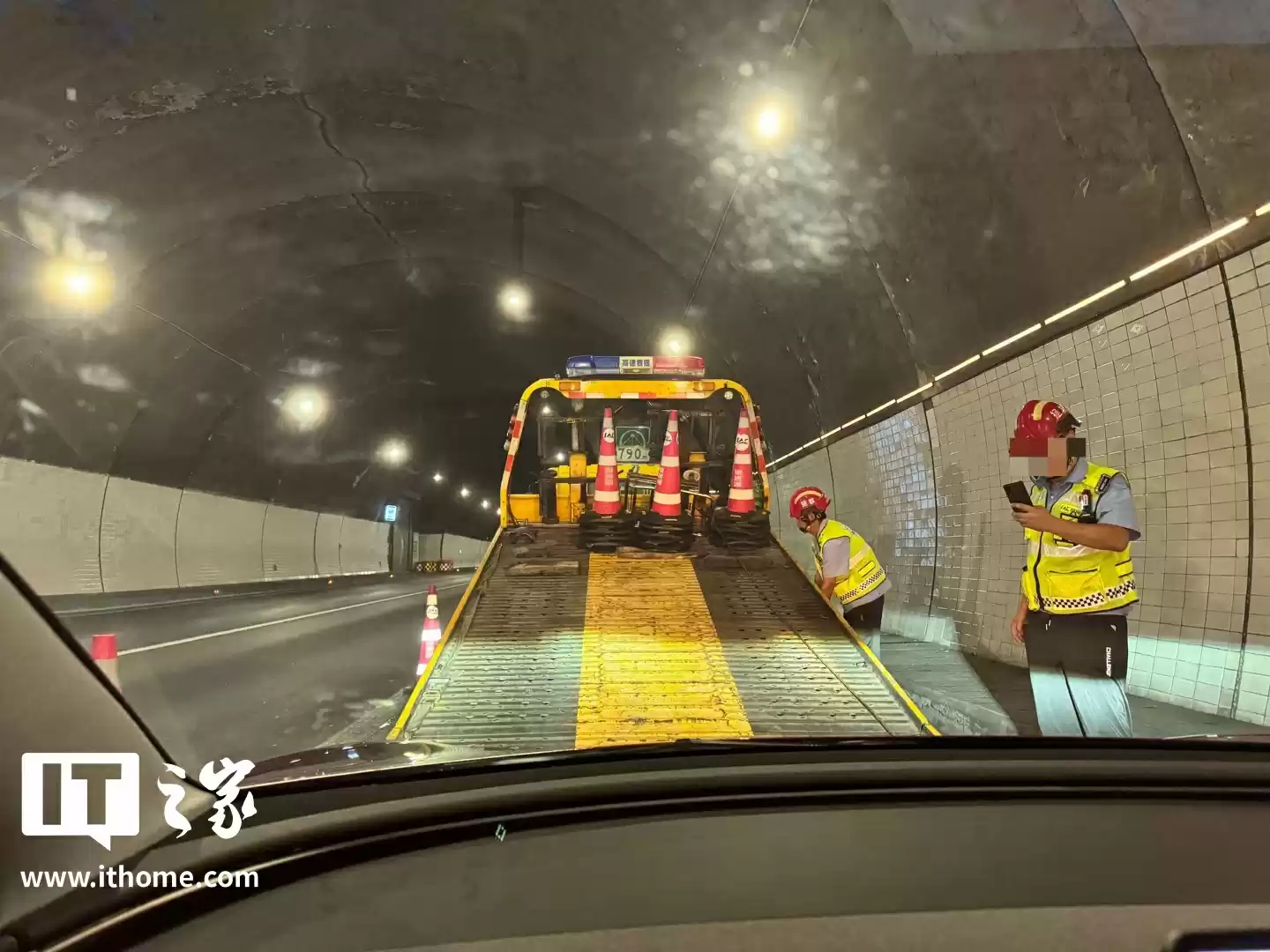 高速公路救援现场