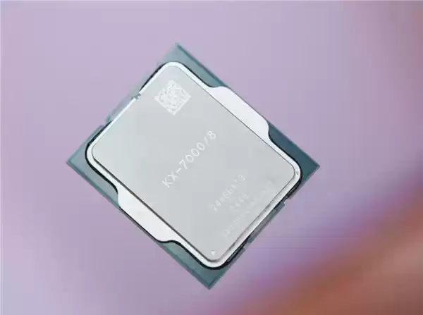 兆芯KX-7000处理器示意图