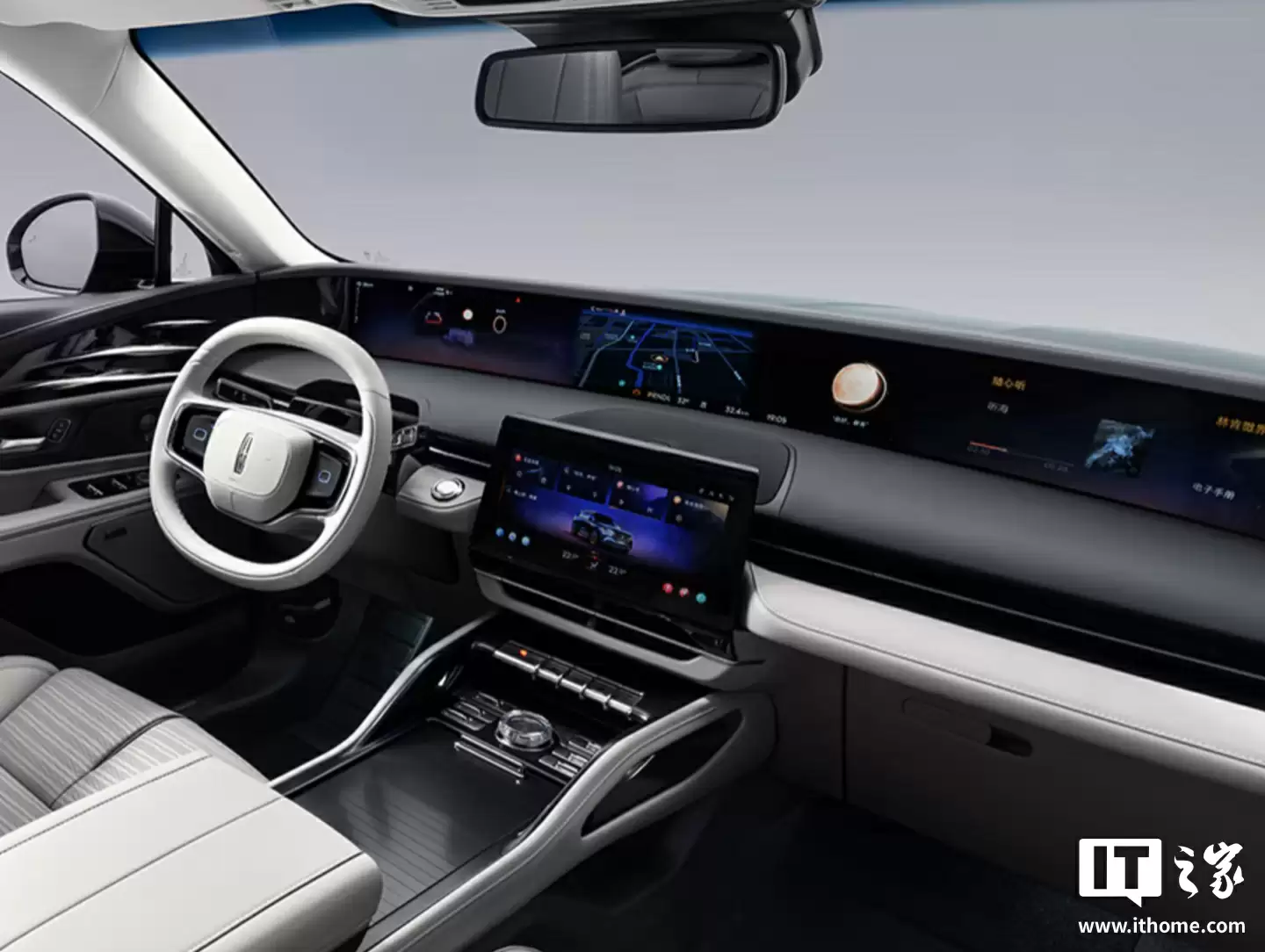 长安林肯航海家燃油 SUV 新增“启航版”上市:全系唯一两驱车型,全款一口价 24.59 万元