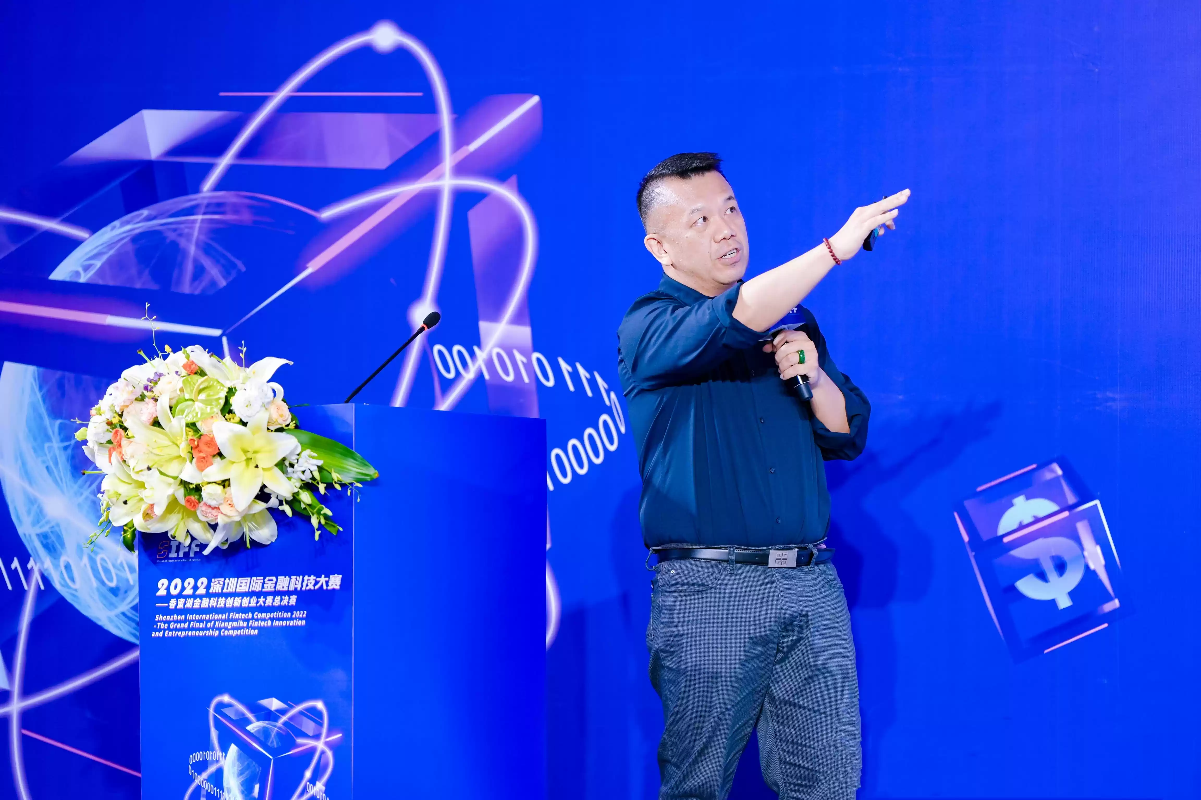 图数据库市场的嬴图,“不可能三角”的六年闭环之路