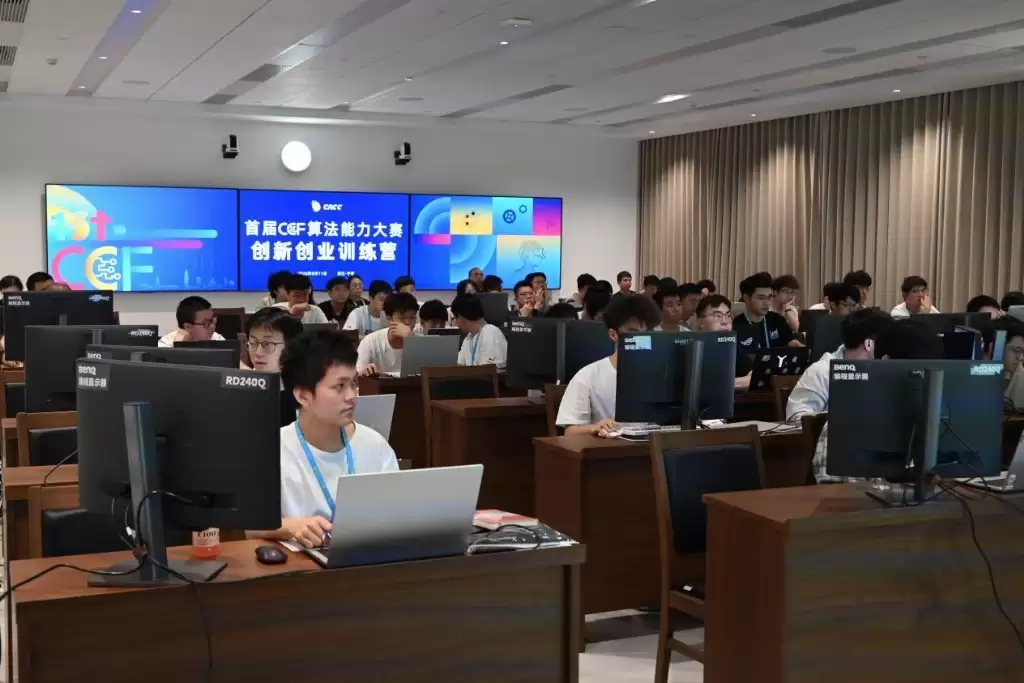 明基RD系列深度护航CCF创新创业训练营，以专业编程设备赋能未来数字化人才