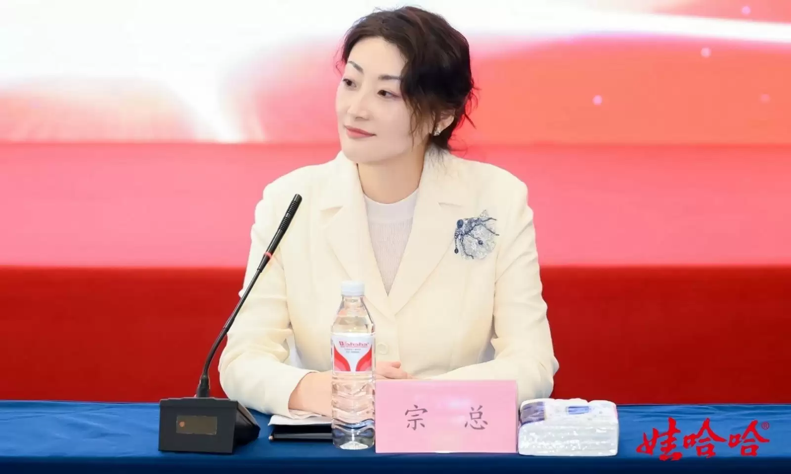 娃哈哈宗馥莉被“同父异母弟妹”起诉,争夺20亿美元遗产!