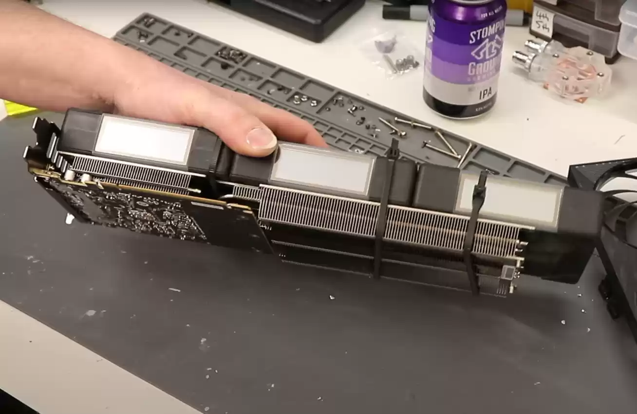 刷新全球跑分纪录：网友爆改