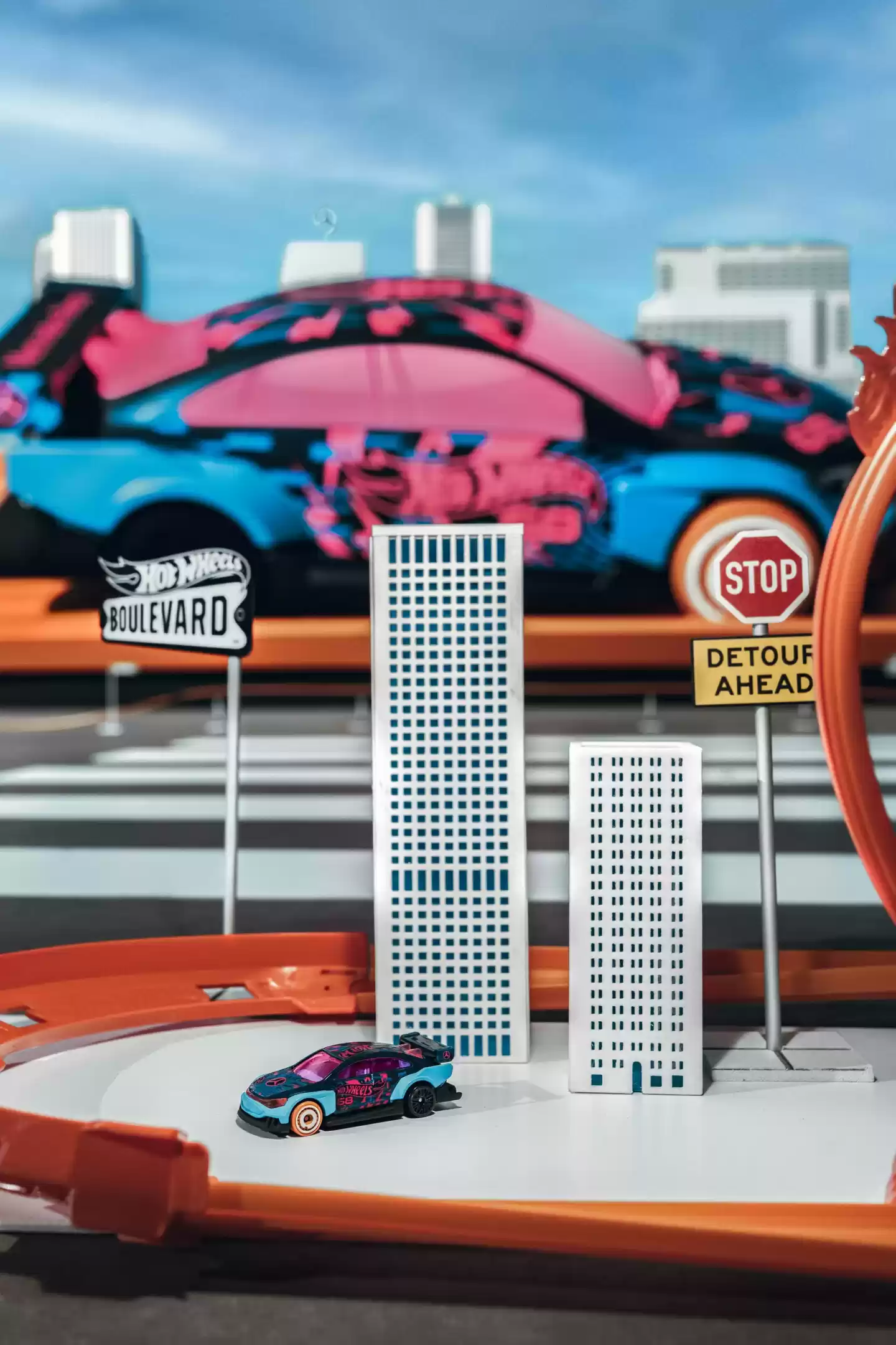 奔驰发布“成年人的玩具”：Hot Wheels 版 CLA 概念车亮相，全球仅 1 辆