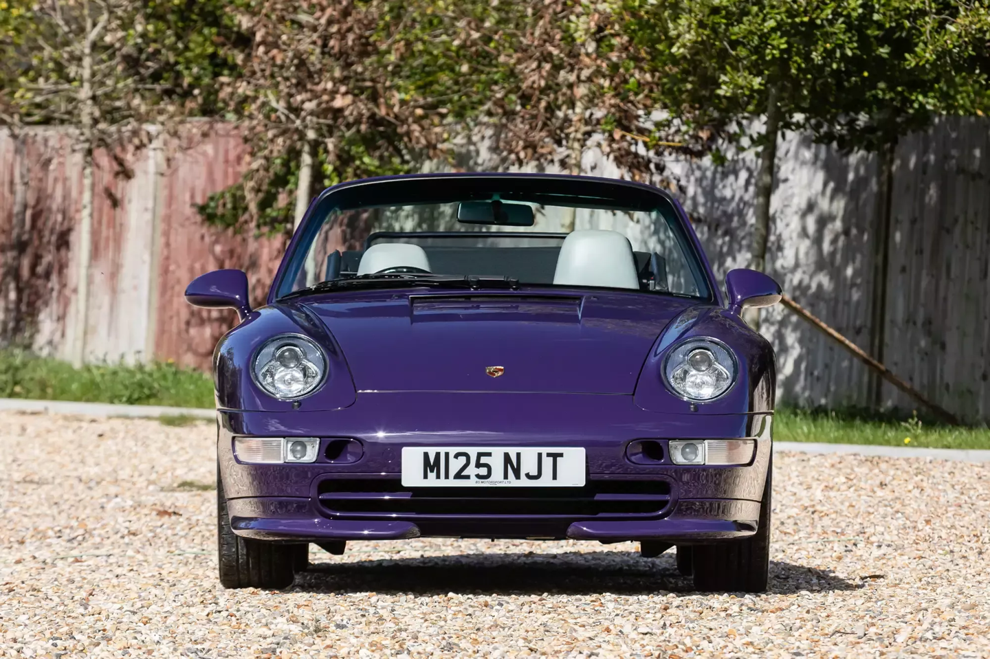 全球仅 5 辆、尘封近 30 年：从未公开销售的保时捷 993 代 911 Turbo 敞篷跑车 11 月首登拍卖场