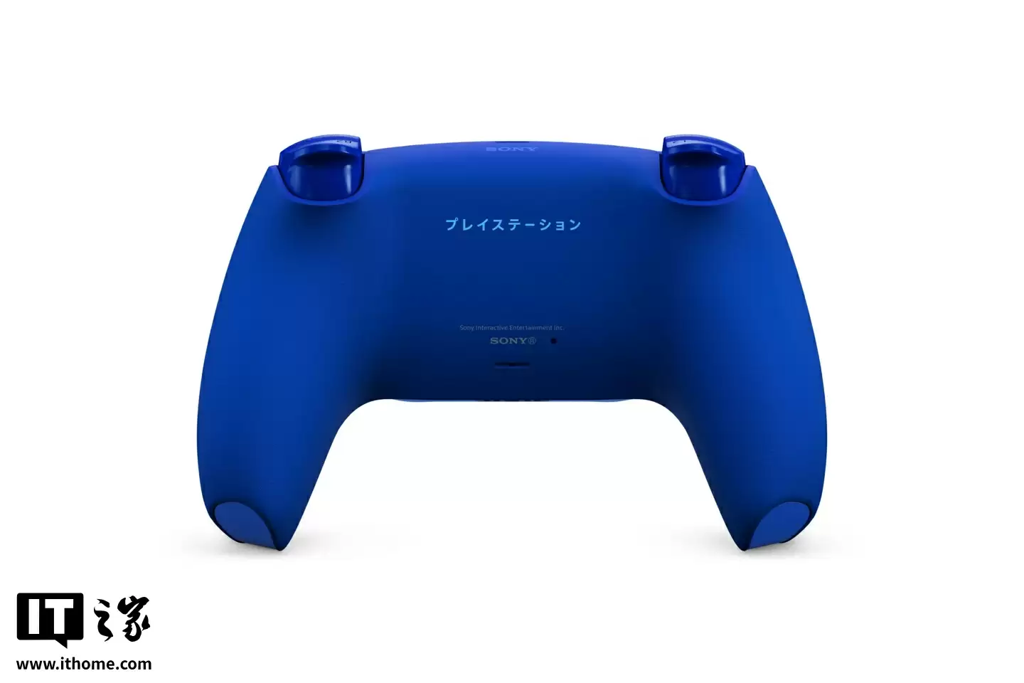 索尼 Icon Blue 特别版 DualSense 手柄亮相:分层蓝色调设计,售 84.99 美元