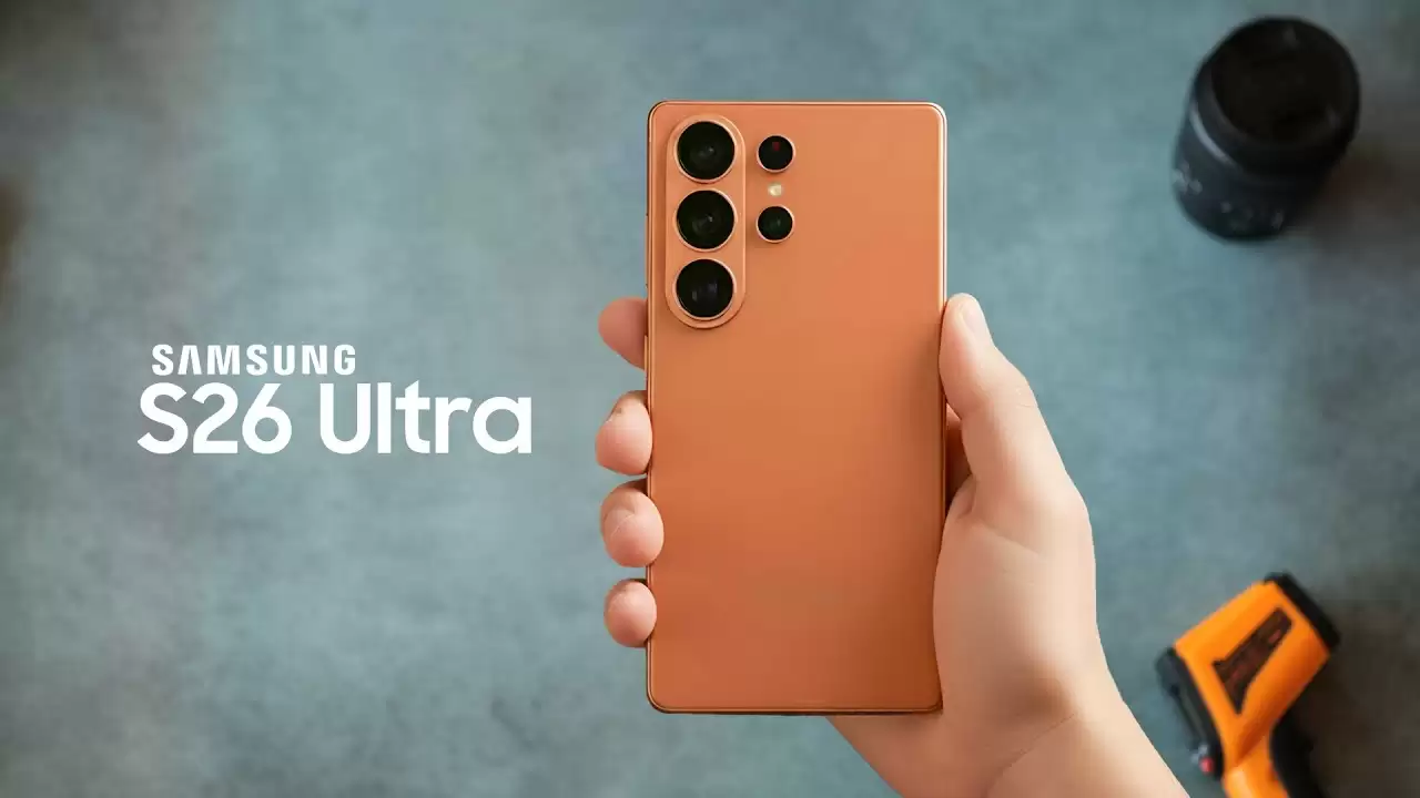 三星 Galaxy S26 Ultra 手机机模曝光:银、橙、金三款配色亮相