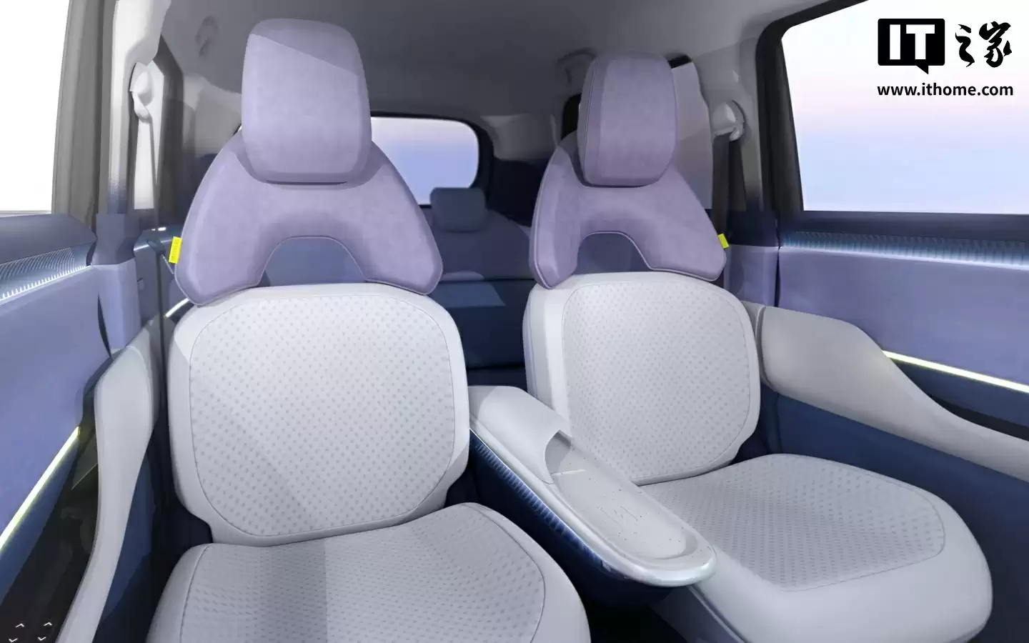 铃木 Vision e-Sky 五门纯电概念 K-Car 小车亮相：双联屏座舱、续航超 270 公里