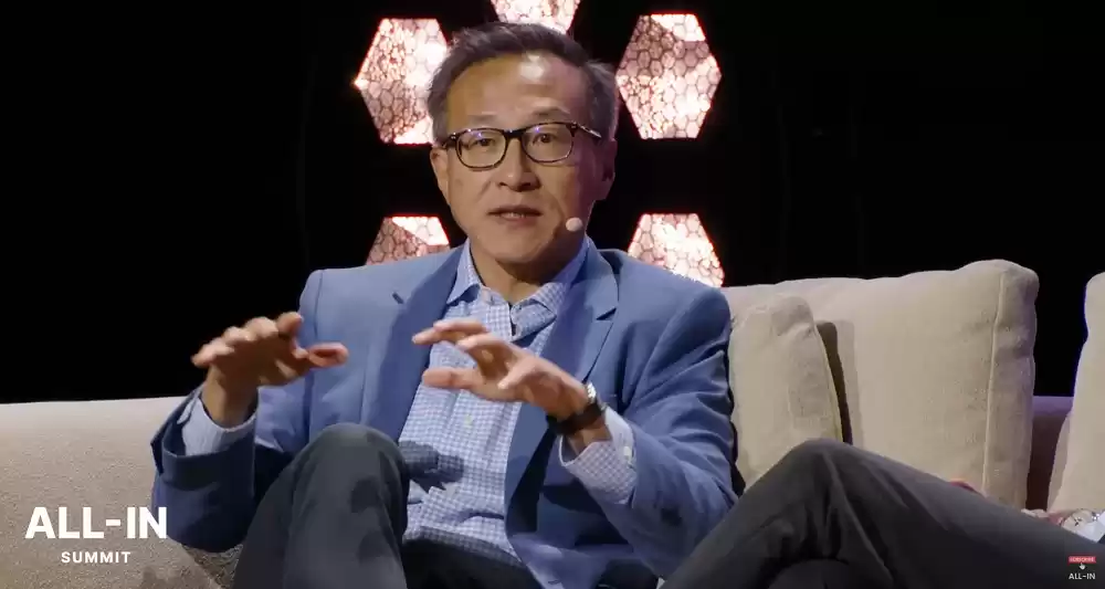 阿里巴巴蔡崇信激辩“白宫 AI 沙皇”：AI 应用中国进展显著，AI 没有赢家通吃