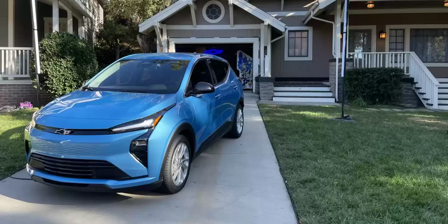 美国市场最便宜电动汽车：通用汽车发布新款雪佛兰