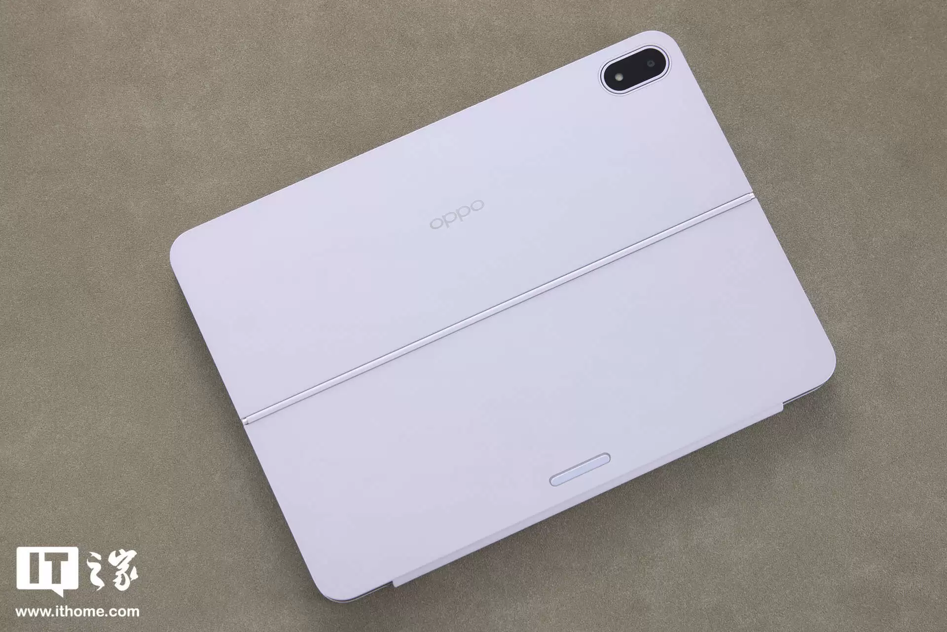 【IT之家开箱】OPPO Pad 5 柔光版图赏:全新幸运紫配色,流光幻影工艺