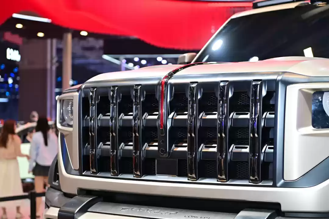 红旗首款豪华硬派越野车全网征名 TOP10 出炉,采纳者将获赠 001 号车