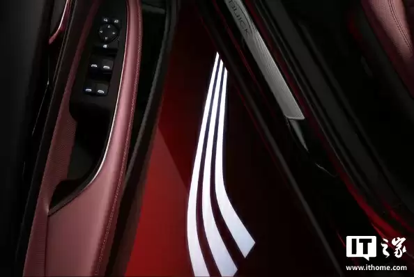 上汽通用别克君威推出全新曜黑竞速套件，限时