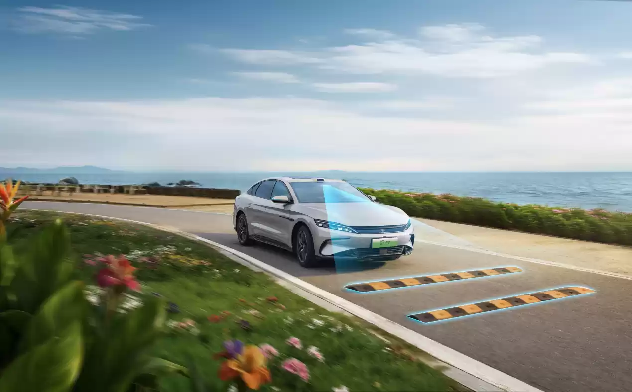 15.98 万元起比亚迪汉 DM-i / EV 智驾版领航加推上市