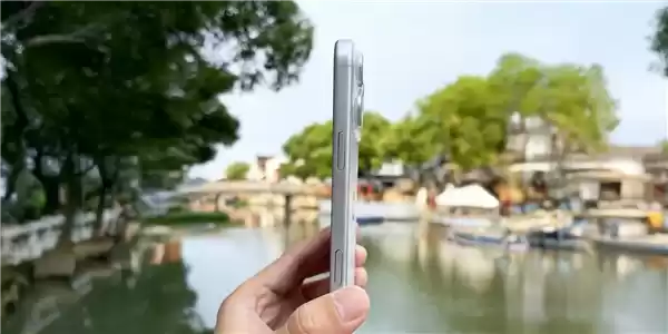 iPhone 17 Pro Max机模图