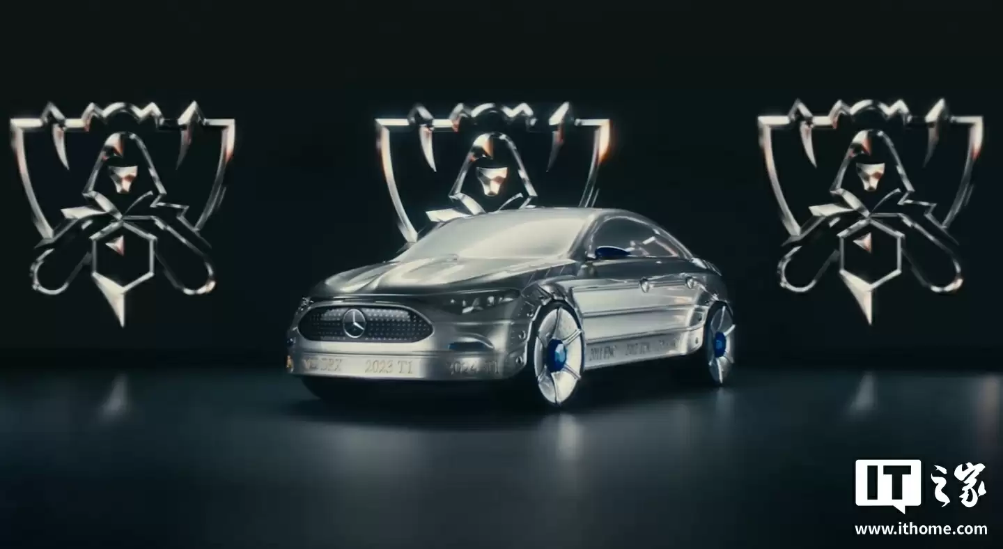 全新奔驰纯电 CLA 艺术展车亮相,镌刻历届《英雄联盟》S 赛冠军战队名