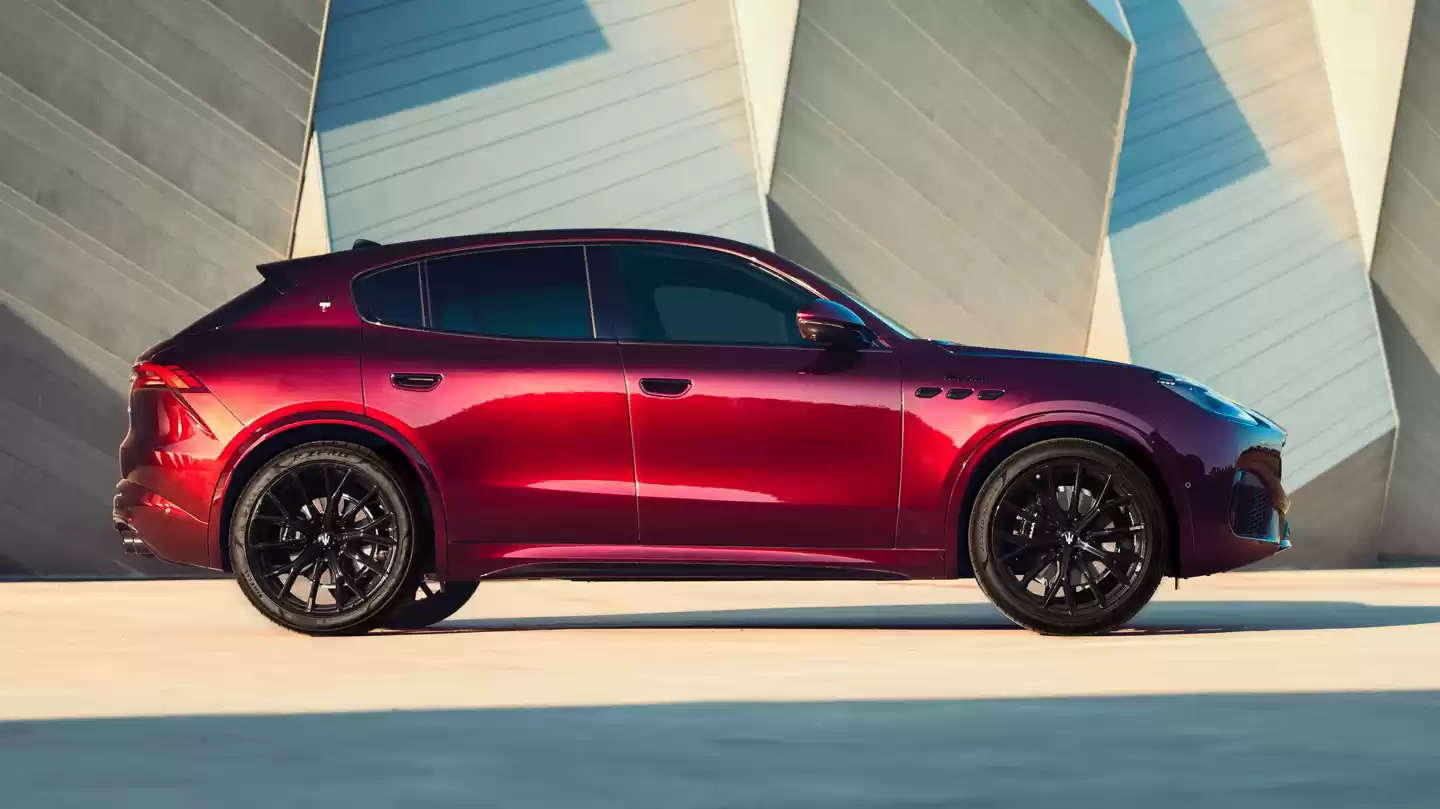 玛莎拉蒂为提振Grecale SUV销量，推Tributo Il Bruciato“红酒”定制版