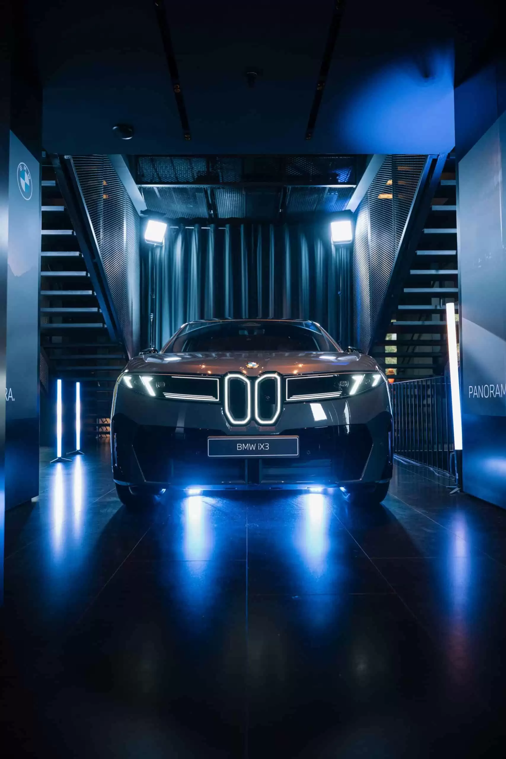 首款 Neue Klasse SUV：宝马展示 iX3，零百加速约 4.9 秒、WLTP 工况续航最高 800 公里