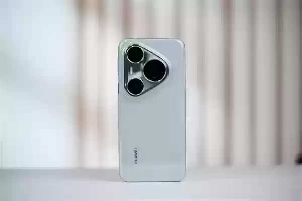 上市不到1月 突降800元!华为对Pura 80系列降价背后:标准版价格或是王炸