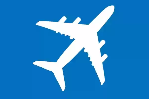 上海机场2名外国人躺卧霸占6个座:无视旅客劝阻