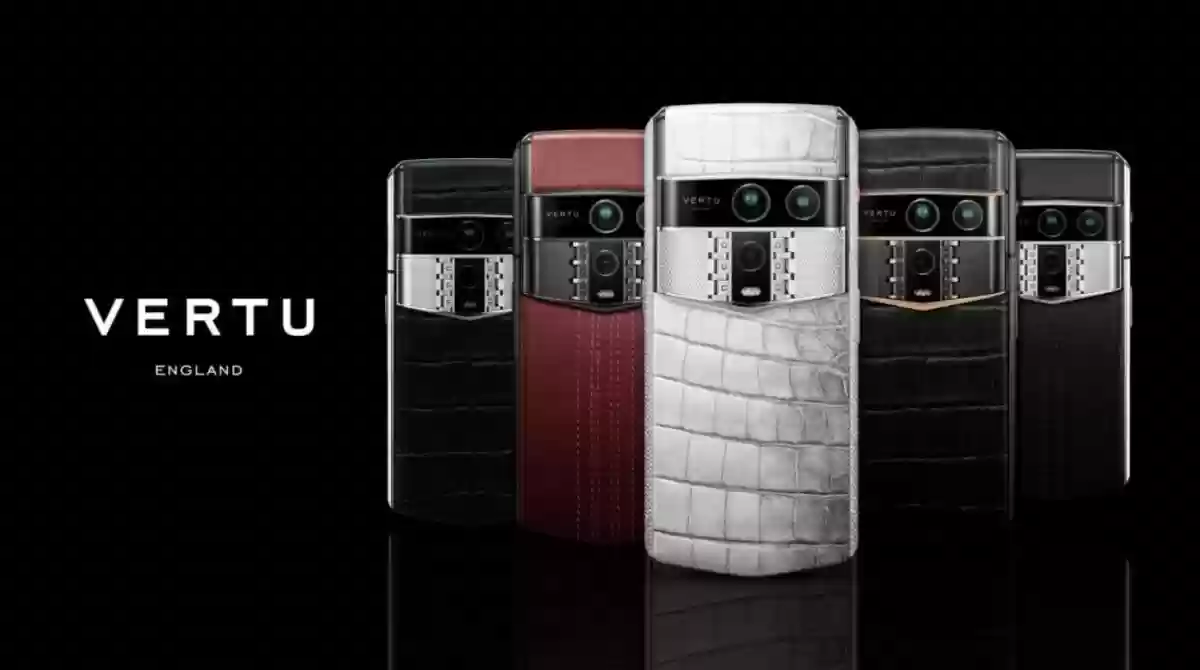 Vertu 纤图 Agent Q 旗舰手机发布：鳄鱼皮机身 + 瑞士银链，内置智能体为您服务