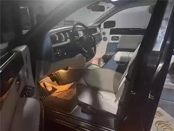 打八折 辽A99999劳斯莱斯加长幻影180万成功拍卖:不含牌照