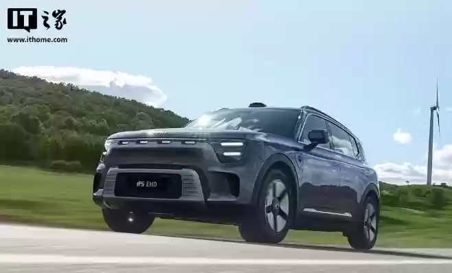 smart 首款插电混车型“精灵#5 EHD”10 月 28 日上市:奔驰设计团队打造,预售价 18.99 万元起