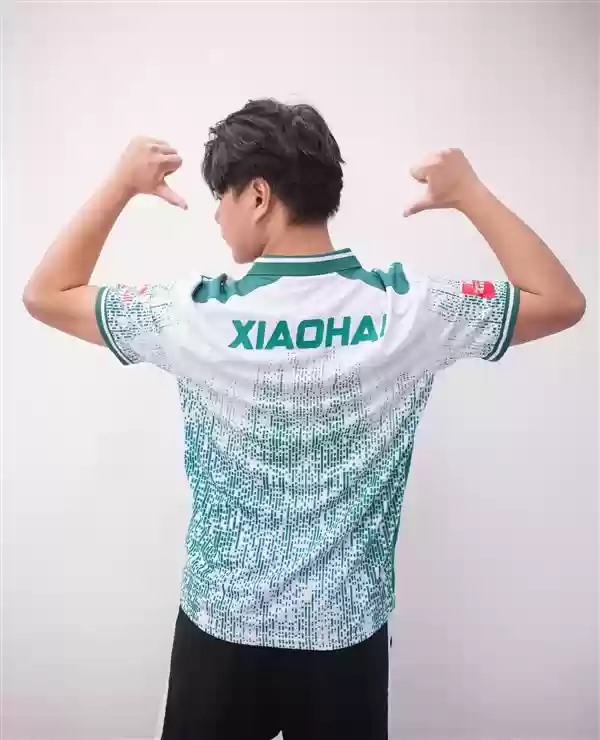 中国电竞格斗第一人！“小孩”曾卓君正式加入沙特Falcons战队