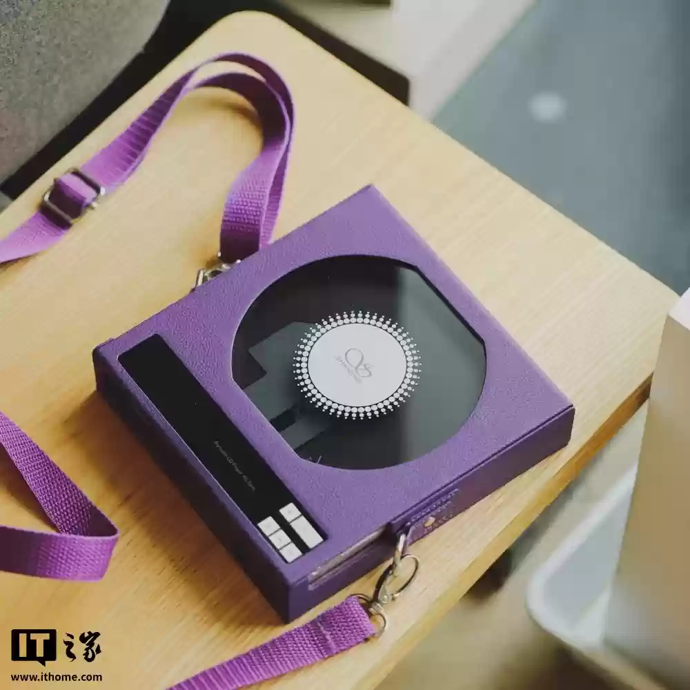 山灵推出 EC Zero AKM 便携式 CD 播放器：支持抓轨，具备 4.4mm 平衡接口、蓝牙 5.3