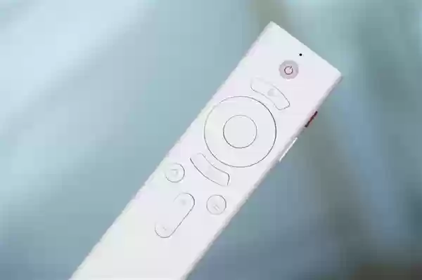 2千元内最亮便携投影！当贝Smart 2图赏