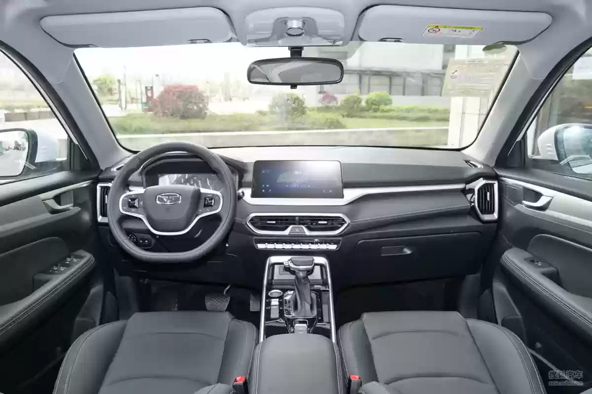 凯翼炫界Pro超越版内饰